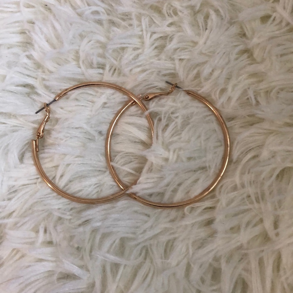 Hoops - Picture 3 of 3